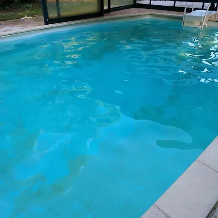 Farmyard At Kerespars, 3 Houses, Sleeps 30 With Pool *
