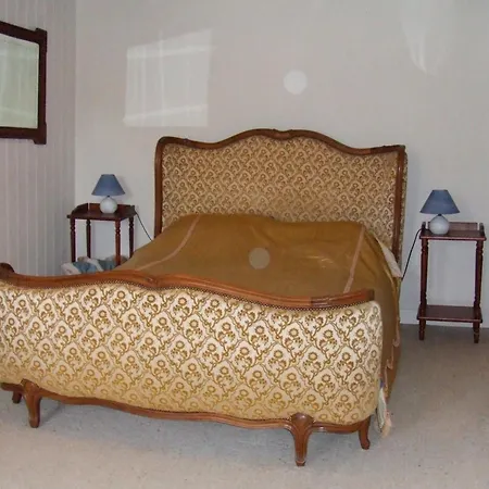 Farmyard At Kerespars, 3 Houses, Sleeps 30 With Pool