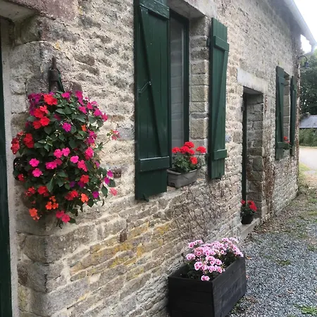 Holiday home Farmyard At Kerespars, 3 Houses, Sleeps 30 With Pool *